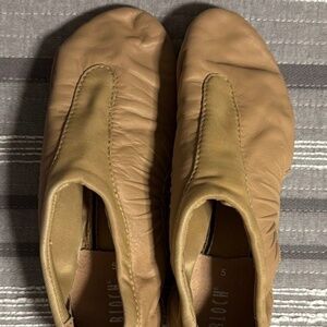 Bloch Pulse Jazz Shoes